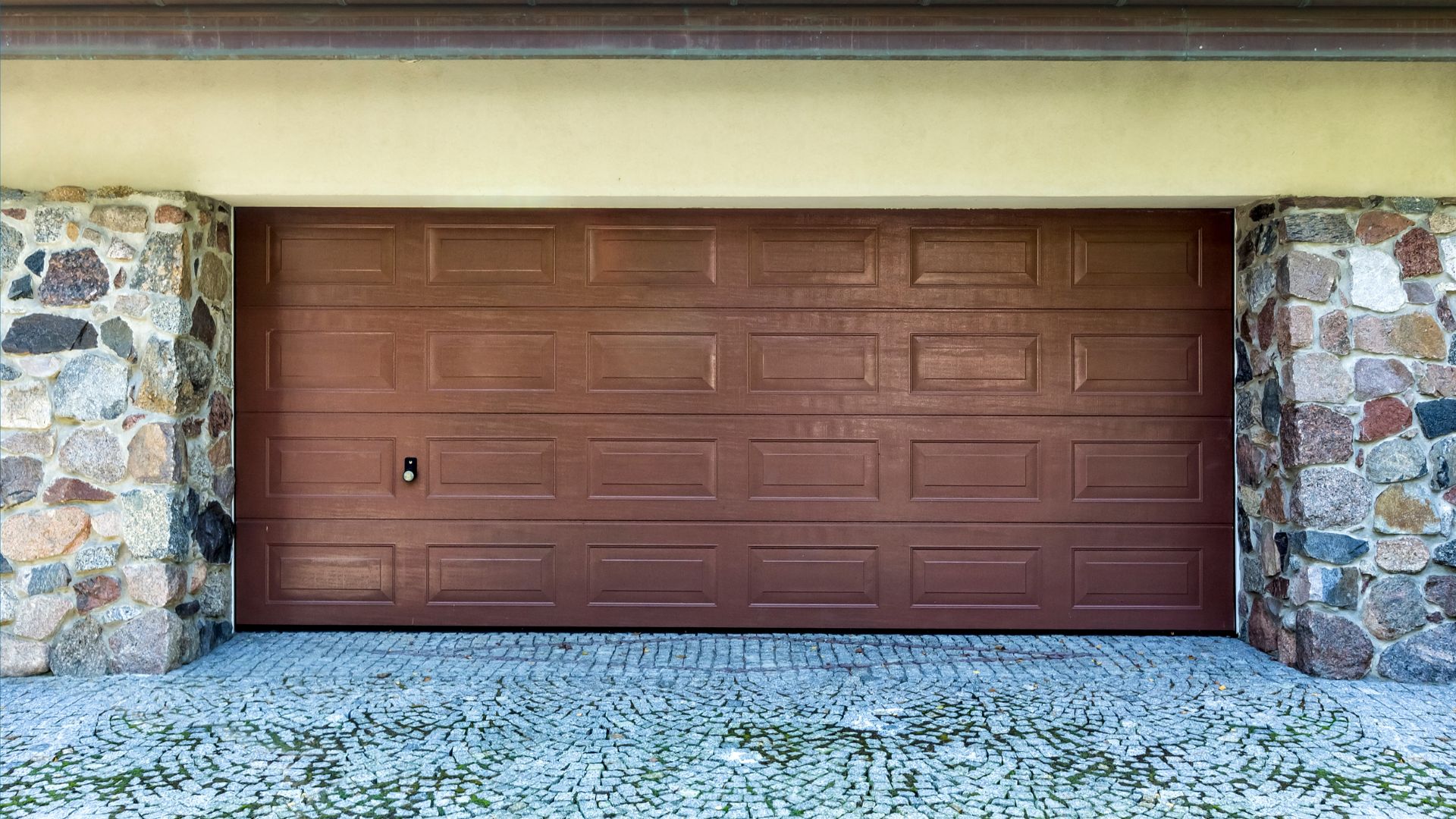 Residential garage door project in Circle Pines